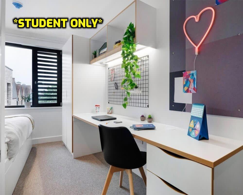 Student Only Zeni Ensuite Rooms, Colchester Exterior foto