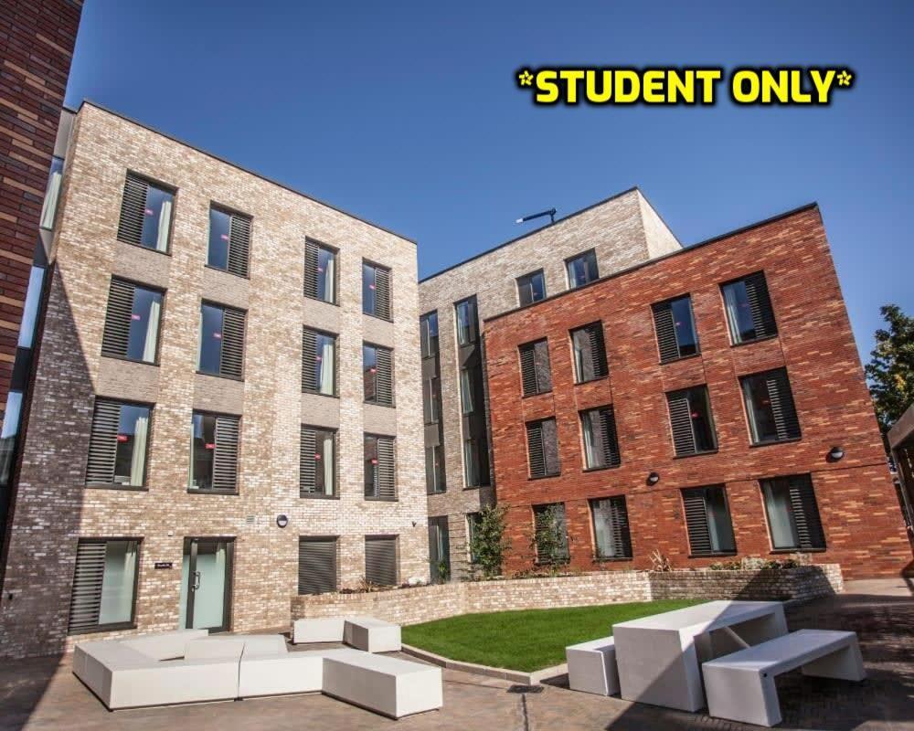 Student Only Zeni Ensuite Rooms, Colchester Exterior foto